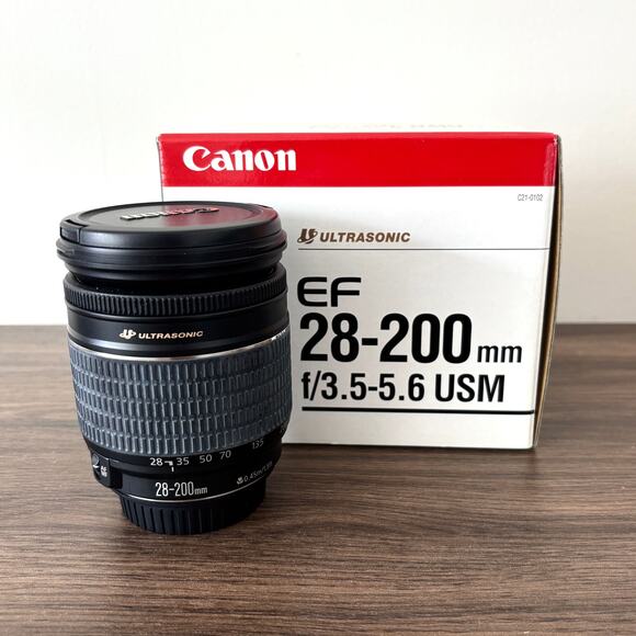 Canon EF 28-200mm f/3.5-5.6 USM Wide Angle Telephoto Zoom Lens - Picture 2 of 2
